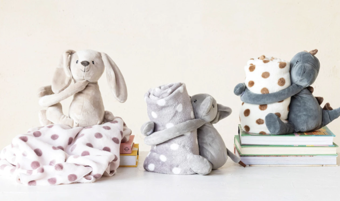 Plush Animal w/ Polka Dot Blanket